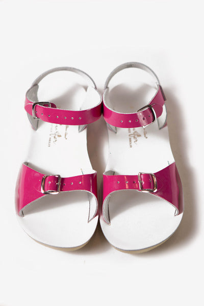 fuchsiapatentsunandsandsandals
